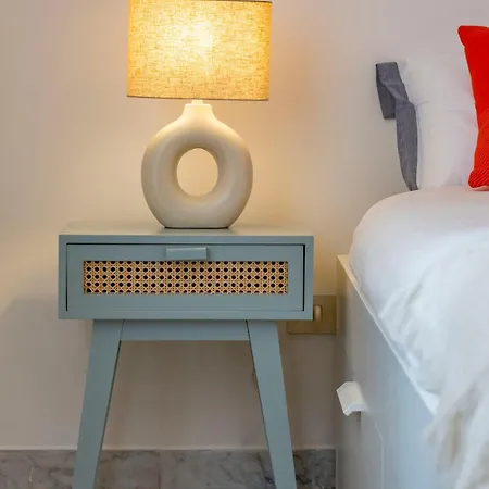 Domus Ana- Modern Elegance, Steps Away From The Colosseum And The Historic Center Рим